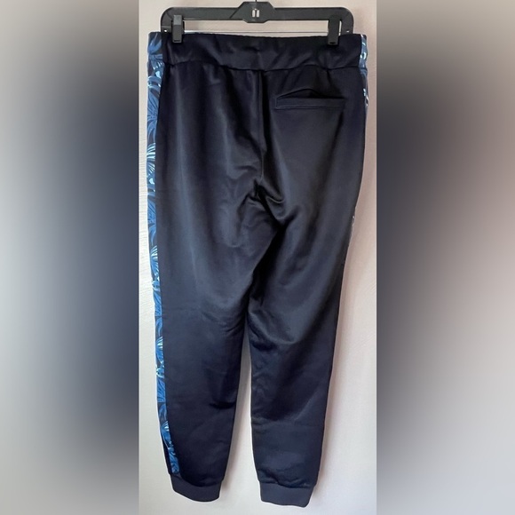 PUMA Men’s Size M Heavy Weight Joggers - Picture 3 of 5